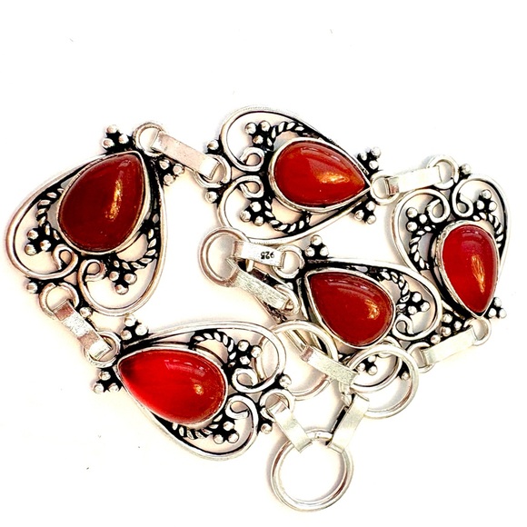 5 silver hearts with Carnelian in each. The size of the bracelet, 71/2 -8 -81/2 - Picture 2 of 5